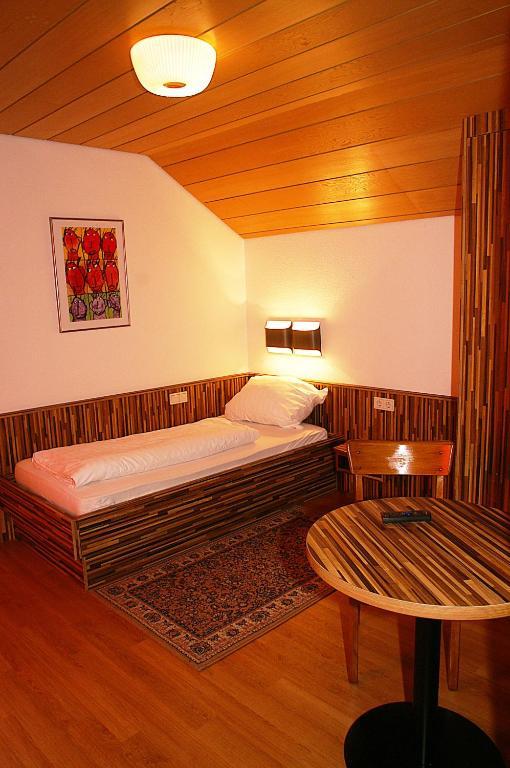 Fraenkischer Gasthof Lutz Giebelstadt Room photo