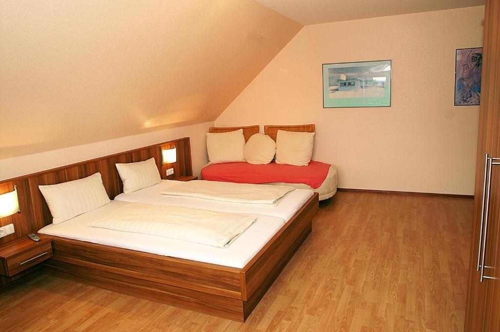 Fraenkischer Gasthof Lutz Giebelstadt Room photo